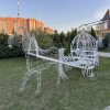 Весел и свеж, брачный летит кортеж. 